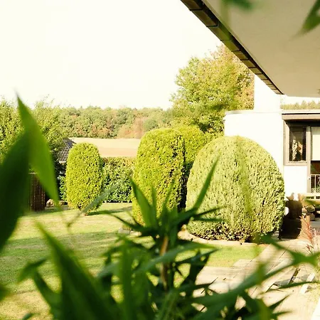 Ferienwohnung Am Wald Apartmán *